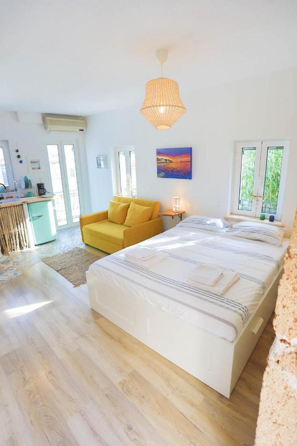 Ravi Boutique Home - 1 Minute Walk From Beach Kalyves Exterior photo